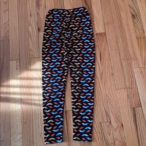 LuLaRoe pattered kids leggings